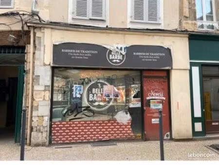 local commercial centre ville 3 mois offert