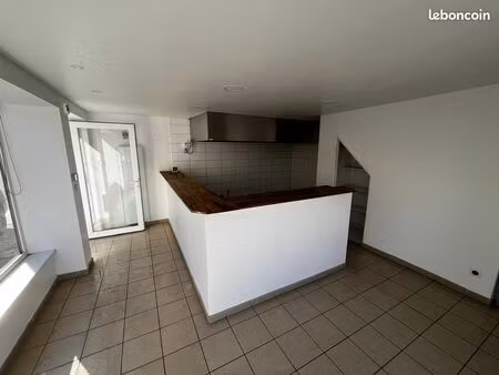 local commercial 70 m² – centre-ville – fort potentiel (380v / extraction)