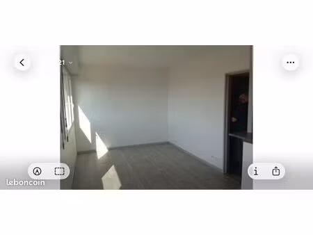 studio plein sud  dernier étage