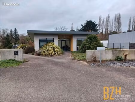 bureaux 79 m² lorient