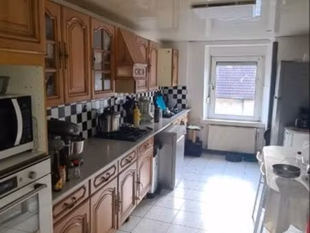 grand appartement 5 pièces 133 m² + terrain – 150 000