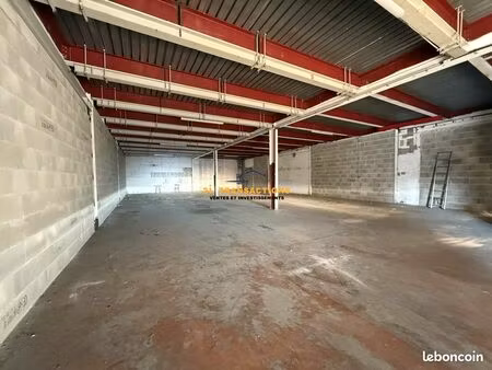 local 396 m² saint-martin-la-plaine