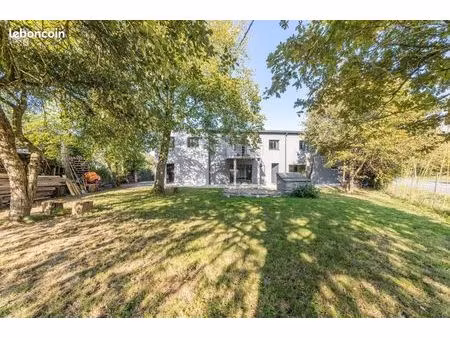 maison 10 pièces 190 m²