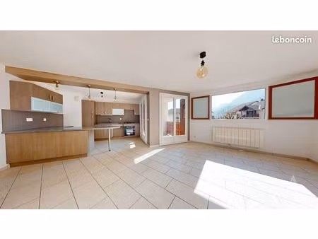 appartement 4 pièces 76 m²