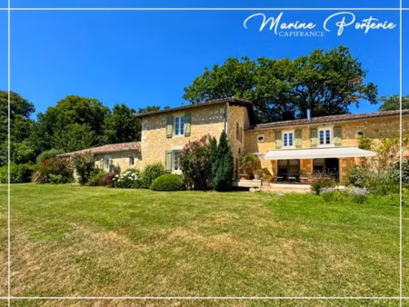 propriété à vendre auch 8 pièce(s) 380m2 730 000€