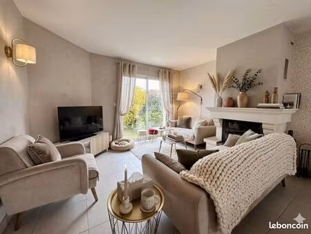 maison 7 pièces 155 m²