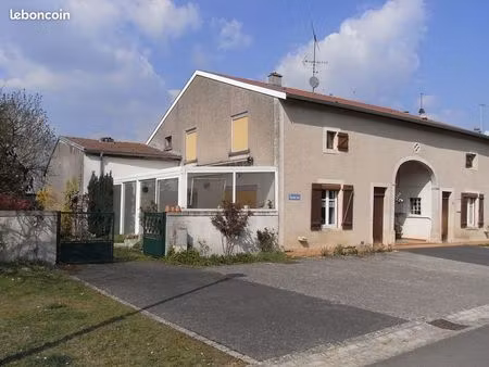 maison de village-8 pièces-252 m²