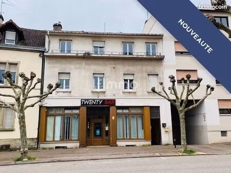 immeuble 9 pièces 336 m²