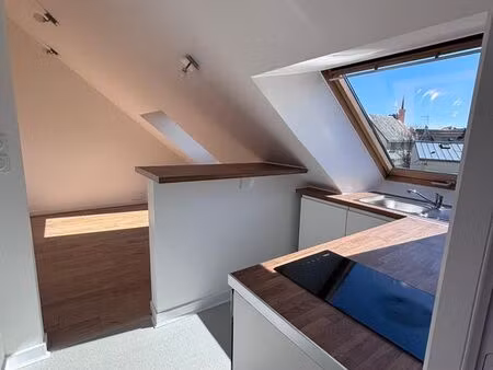 à louer – studio lumineux refait à neuf – quartier parc du plessis