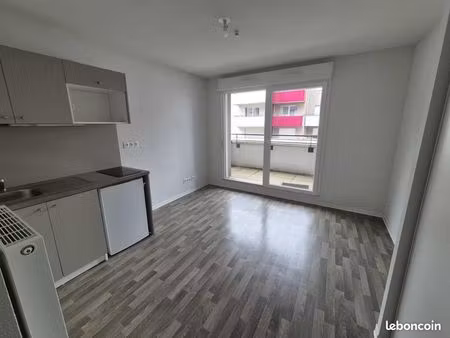 studio 1 pièce 20 m²