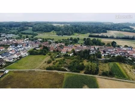 terrain 690 m² arsy