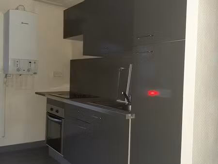 f2 entièrement rénové lumineux au calme