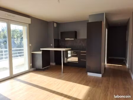 appartement 2 pièces 43 m2 et garage