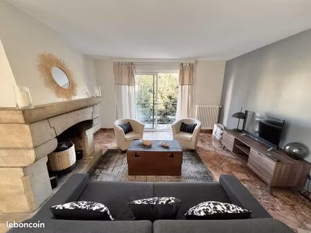 t3 meublé 71 m2 plein centre guidel