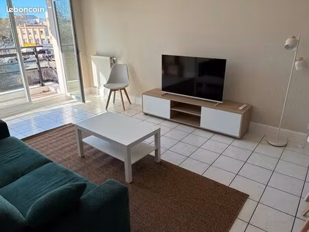 t2 meublé place forum