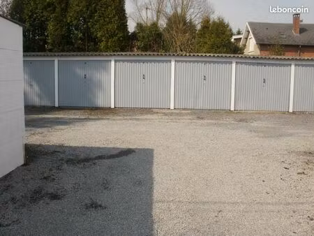 garages à louer