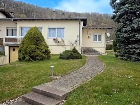 maison 5 pièces – 110 m² – terrain 847 m² – au calme en impasse