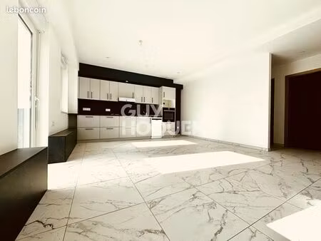 appartement 3 pièces 63 m²