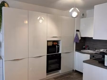 t2- 45m2+ box 15m2 en ssol