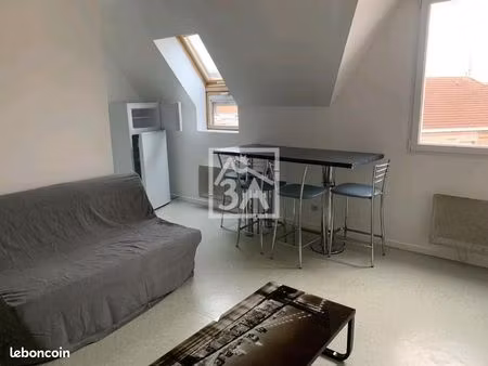 studio 1 pièce 25 m²