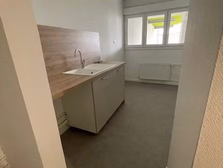 appartement 3 pièces 64 m²