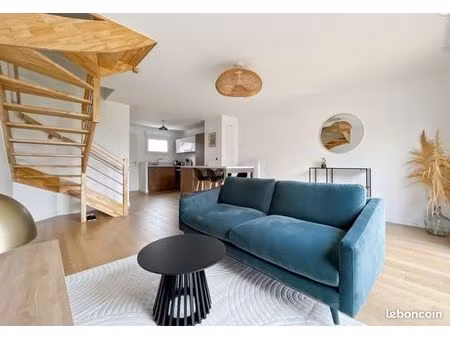 maison neuve le bouscat proche bordeaux 70m²