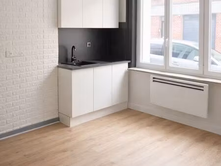 studio bis rénové – centre cambrai – rez-de-chaussée