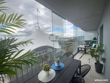 duplex  dernier étage  3 chambres  haut standing  muse  pompidou