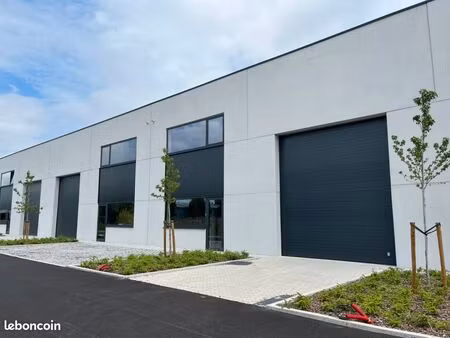 entrepôt neuf 350 m2 comines