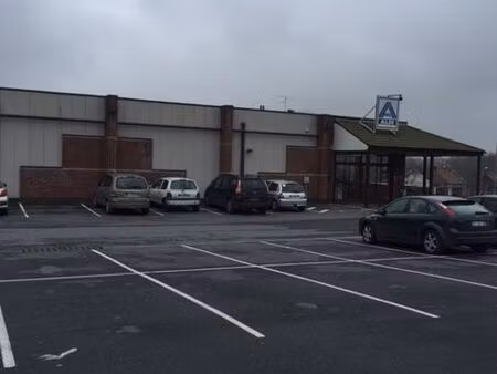 local commercial loué – 1 152 m² – recquignies