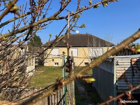 pavillon 5 pièces 103 m²