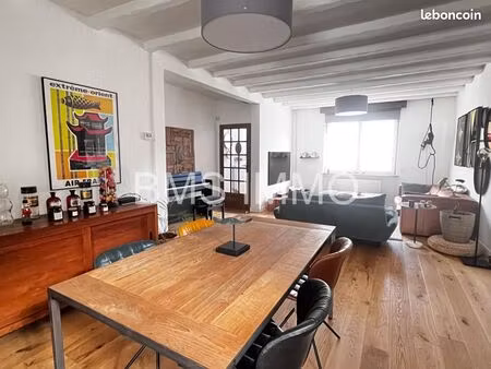 maison 4 pièces 160 m²