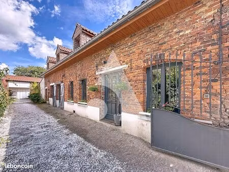 longère 8 pièces 184 m²