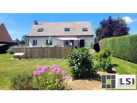 maison 8 pièces 133 m²