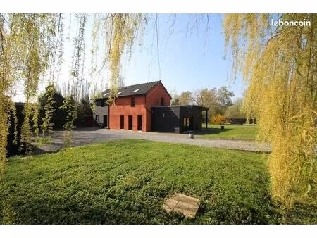 maison 6 pièces 230 m²