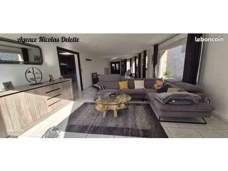 maison 5 pièces 212 m²