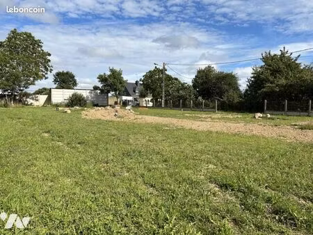 terrain 602 m² guer