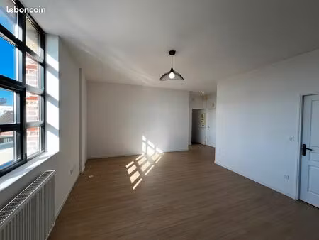 appartement t2 + parking sécurisé