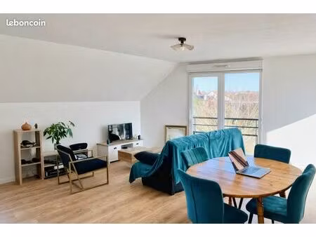 appartement t3 avec balcon