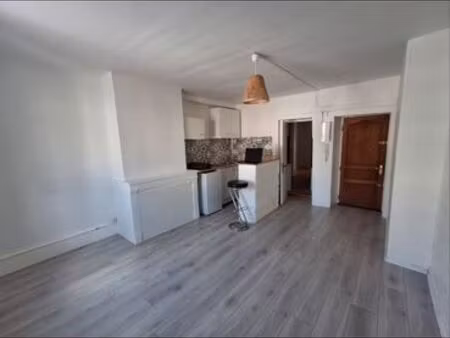 a louer  appartement f2 rénové  30m²  nancy  avenue de strasbourg