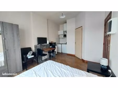 loue studio meublé st sauveur le vte