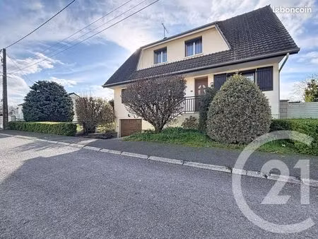 pavillon 5 pièces 136 m²
