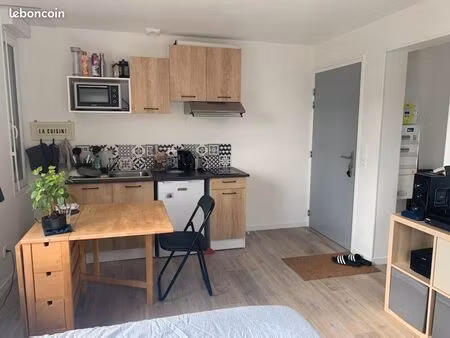 studio à louer marigny