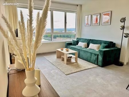 t2 meublé et lumineux à louer