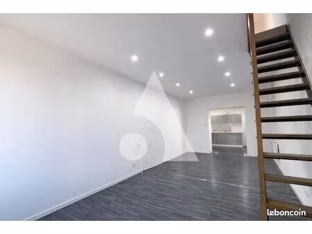 maison de ville 6 pièces 90 m²