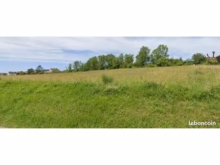 terrain 500 m² reims