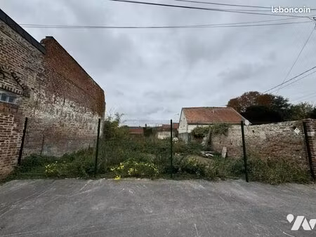 terrain 420 m² saultain