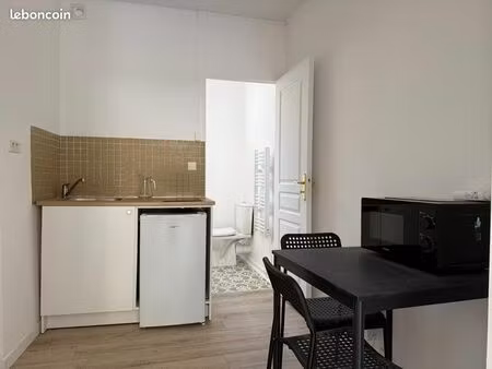 studio à louer à partir du 01/05