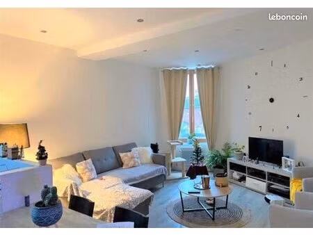 bel appartement t3 51m2 en duplex coeur de ville