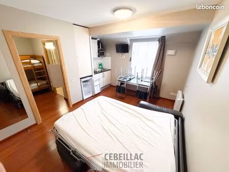 studio 1 pièce 24 m²